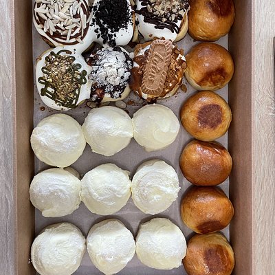 18 pcs Salu-Salo Create Your Own Box - Mixed Pastries