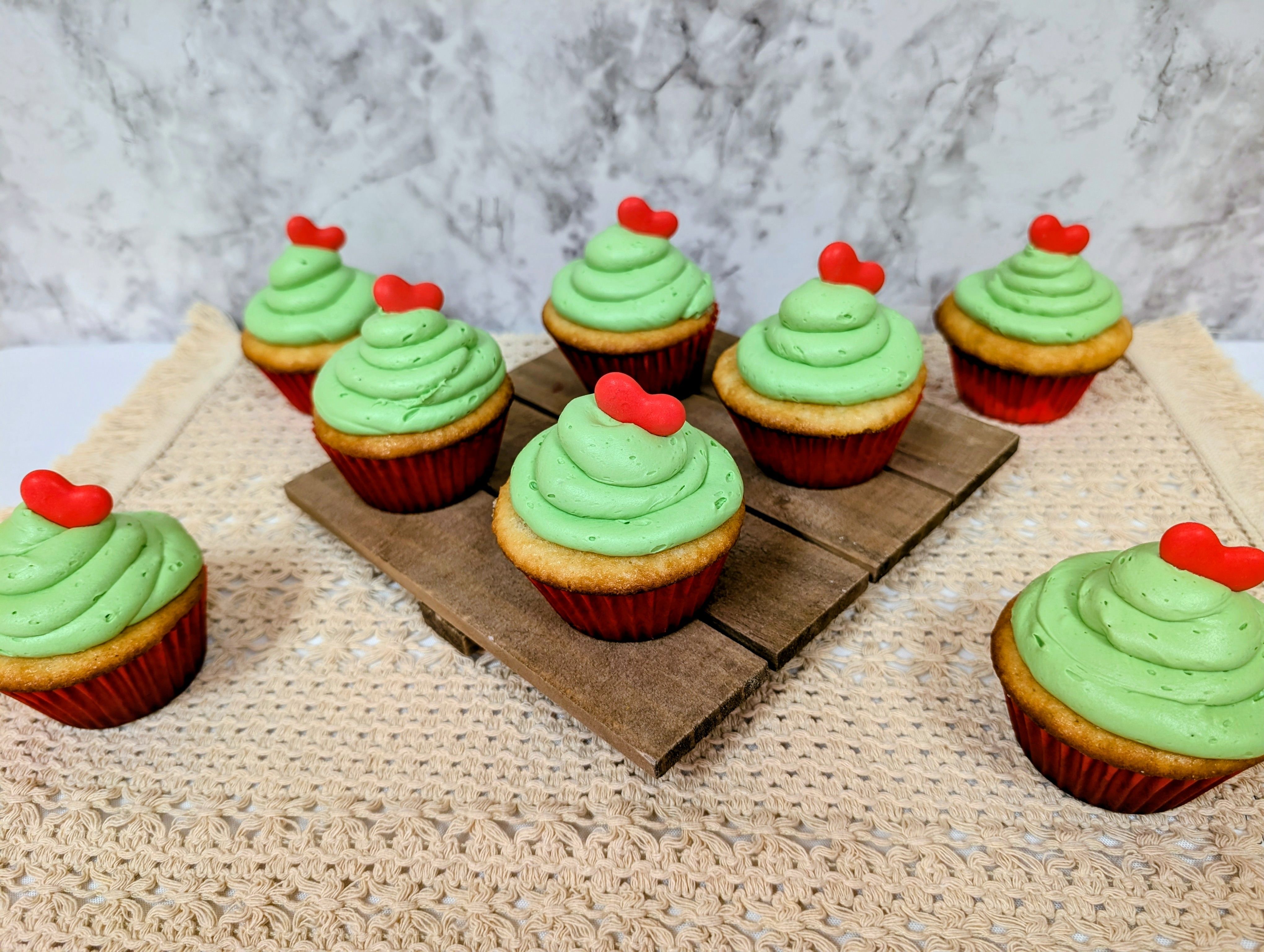 Custom Cupcakes 
