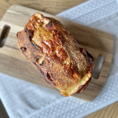 PepperYoni + Motz Loaf