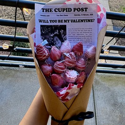 Chocolate Strawberry Bouquet 