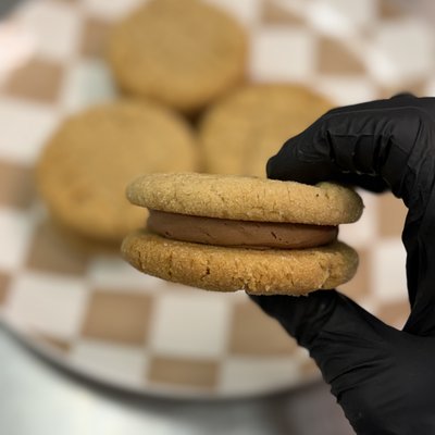 PB & Chocolate Cookie Sandwich