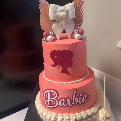 Round 2 Tier Cake (6,8 Inch)