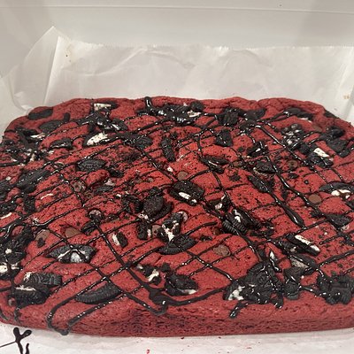 Fudgey Red Velvet Cookie Brownies Tray 