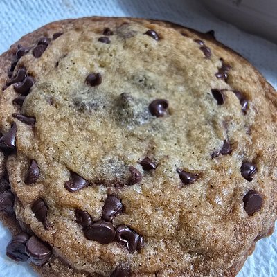🍪Soft And Chewy Chocolate Chip Cookies    (12 Pack)