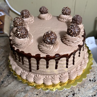 9” BethanyCakess