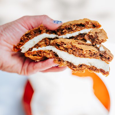 Oatmeal Cream Pie Sandwiches (2)
