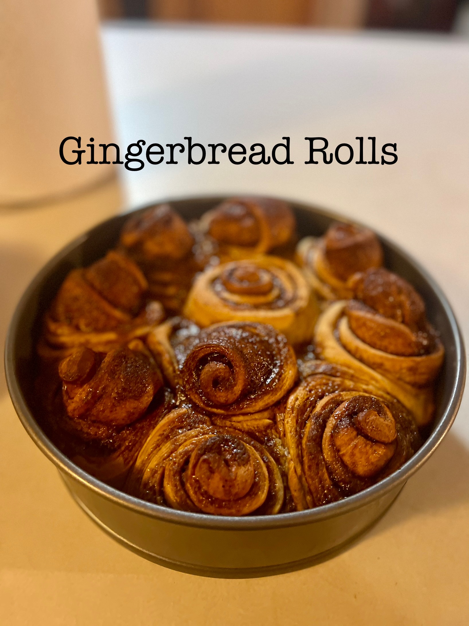 Gingerbread Rolls