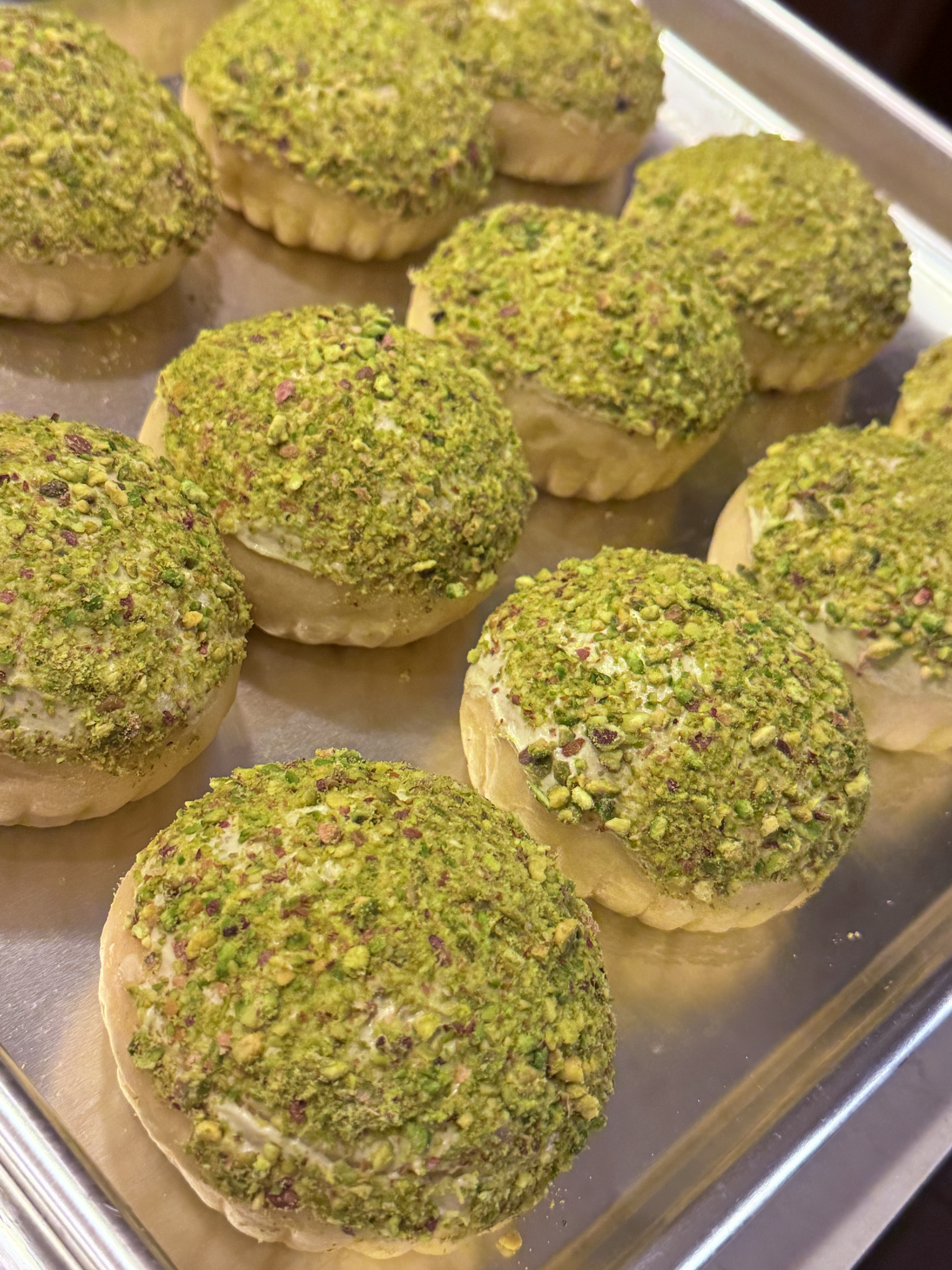 Pistachio Ensaymada 💚 