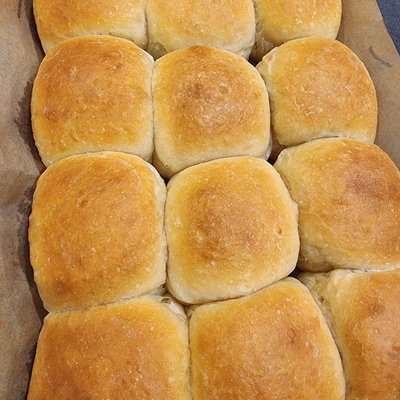 Dinner Rolls 12 Piece 