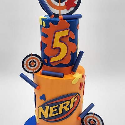 Medium 2 Tier (Feeds 32)