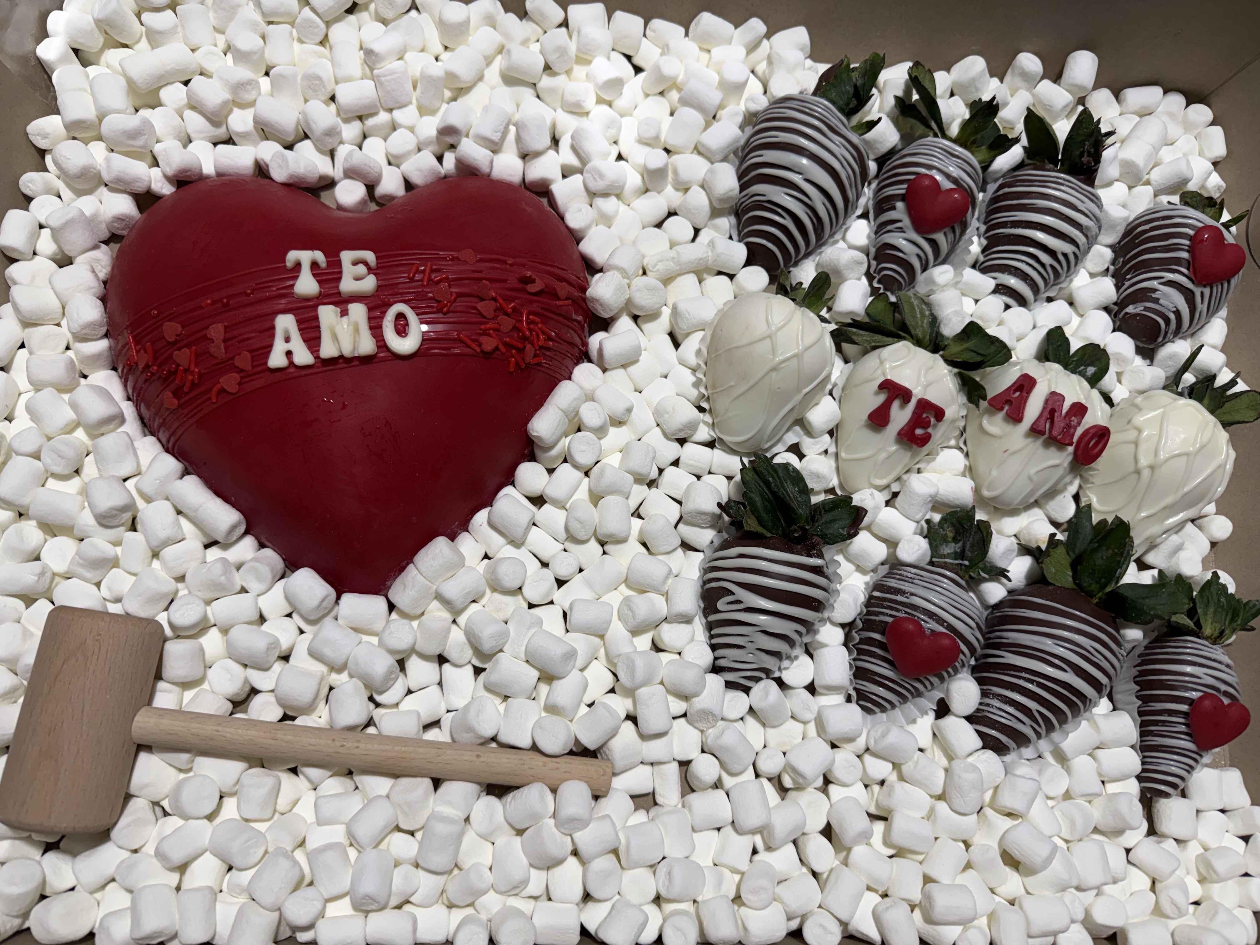 Breakable Heart And Strawberry Box