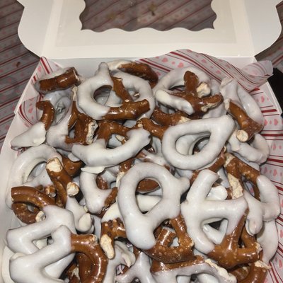 Chocolate Pretzel Bites (Limited Batches)