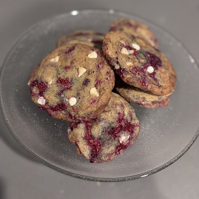 Dozen White Chocolate Chip Rasberry