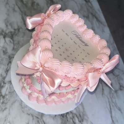 6 Inch Heart Cake