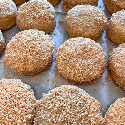 Coconut Crunch Cake