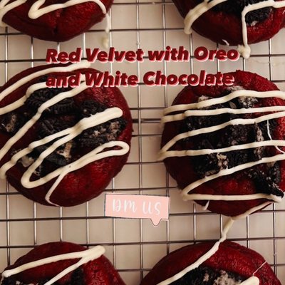 Oreo Red Velvet with White  Chocolate 