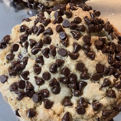 Chocolate Chip Explosion Jumbo Cookies 