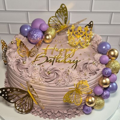 10" Cakes