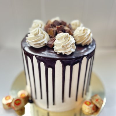 6”, 3-layer cake