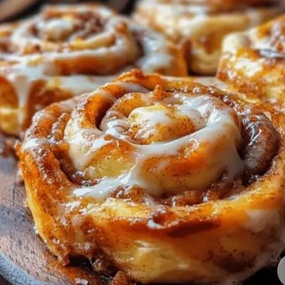 Cinnamon Rolls - Dozen