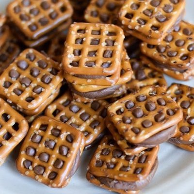 Rolo Pretzel Bites