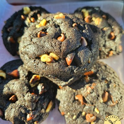 Double Chocolate Cookies - Half A Dozen 