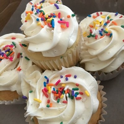FunFetti Cupcakes 