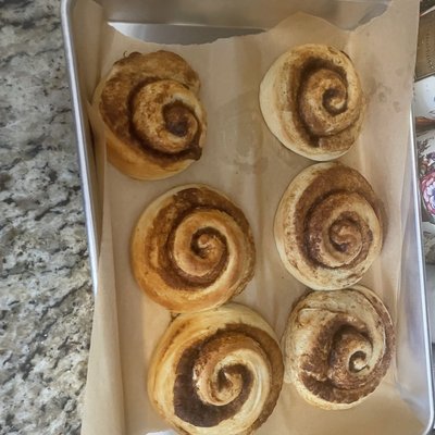 Cinnamon Rolls 