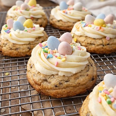 Sourdough Cadbury Loaded Cookies 