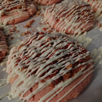 Strawberry Krunch Cookie