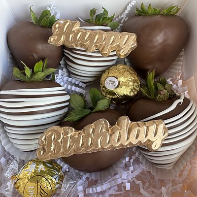 Assorted Chocolate Dipped Strawberries 