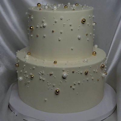 6" + 9" Tiered Cake (Feeds 25-30)