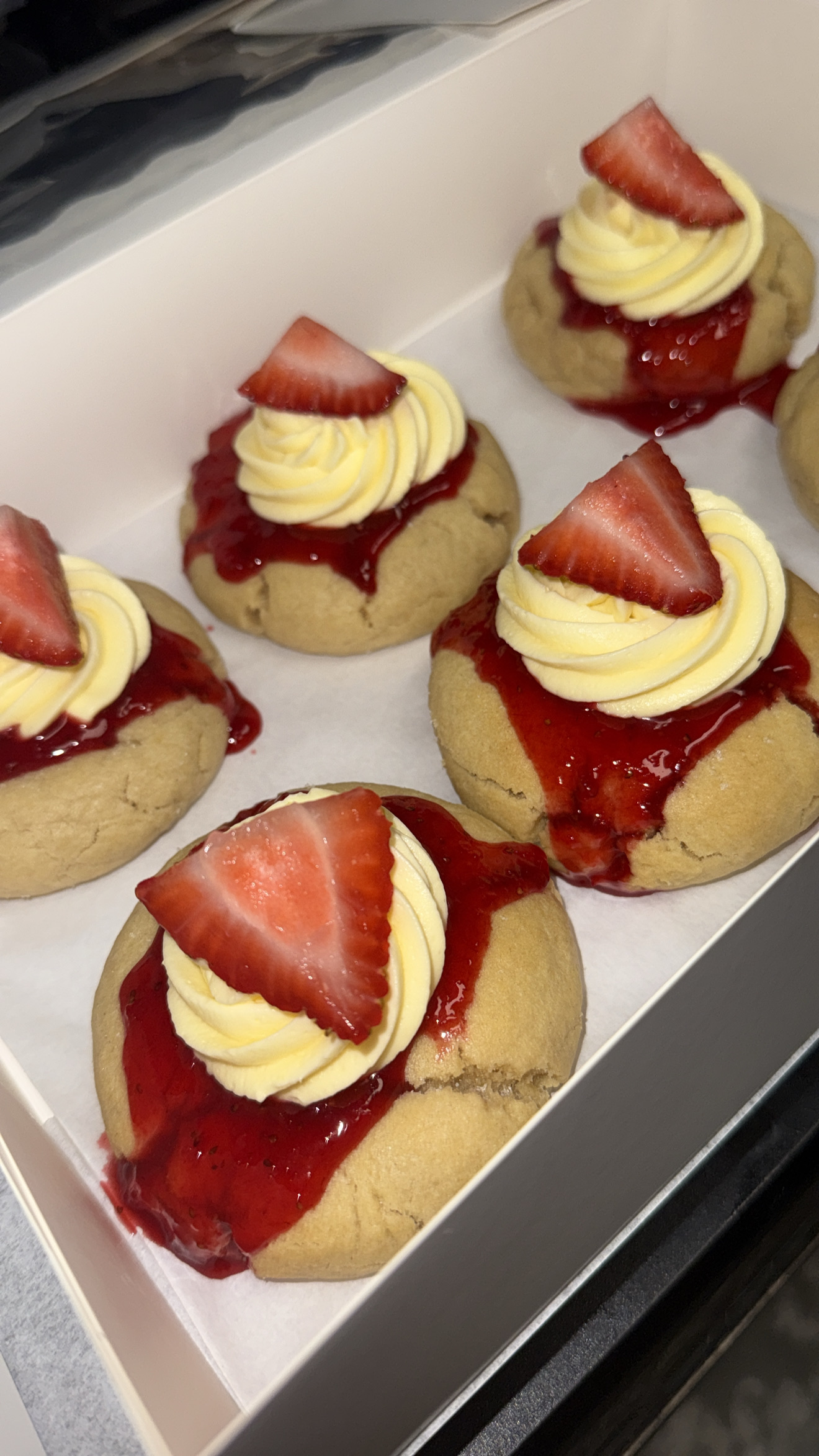 SPRING FLAVOR: Strawberry Shortcake Cookies
