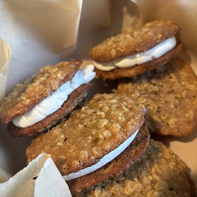 Oatmeal Cream Pies - 5 Pack
