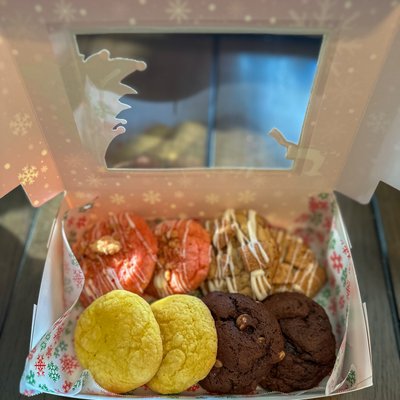 Cookie Craver Box (8 Count)