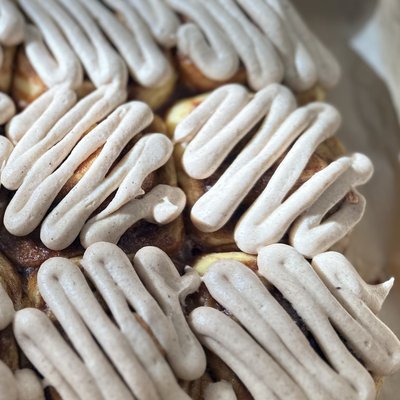 Apple Butter Rolls - Half Dozen
