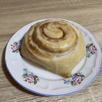 2 Sourdough Cinnamon Rolls 