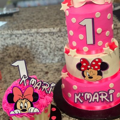 3 Tier Custom Cake W/ Giant Smash Cupcake 🧁 