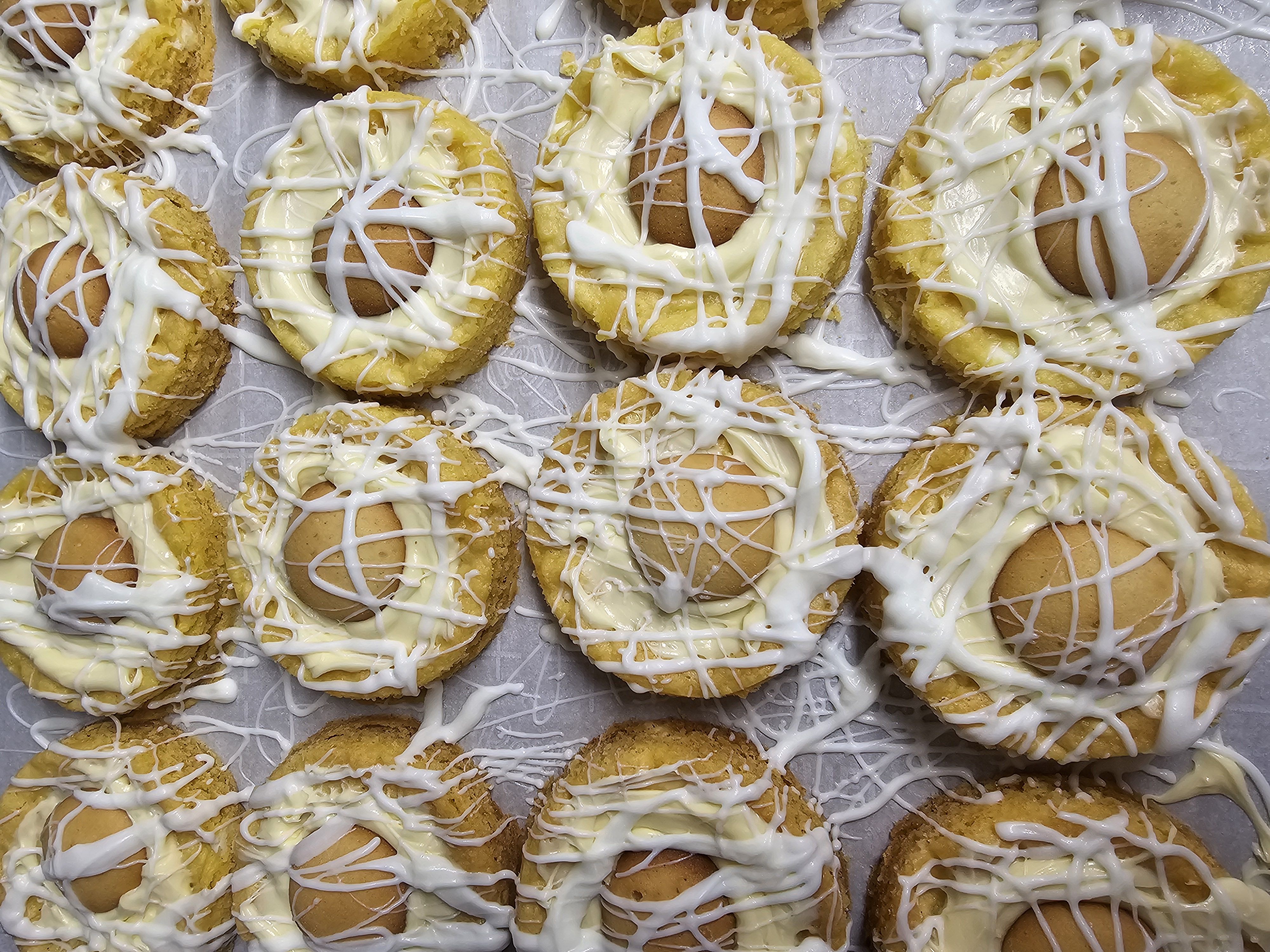 Banana cream cookie