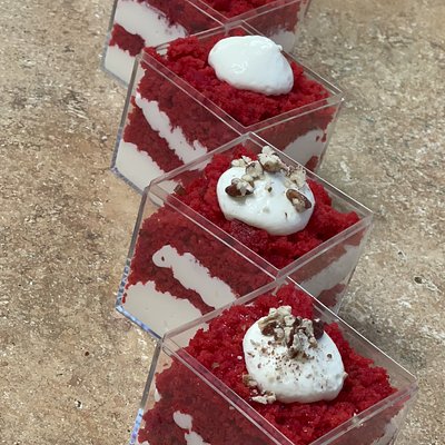 Red velvet luxury cube