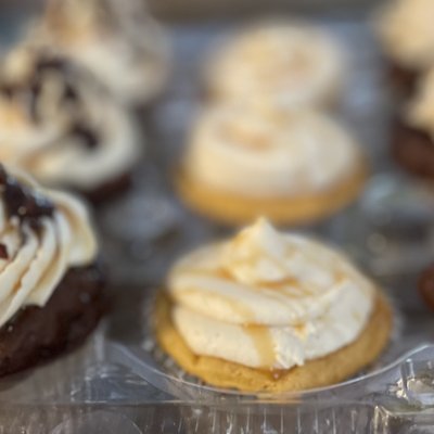 Mini Caramel Macchiato Cupcakes