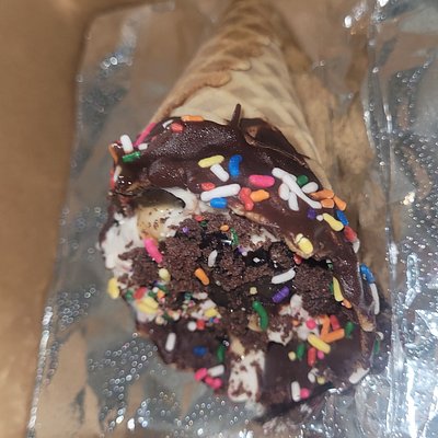 Cheesecake Stuffed Wafflecone