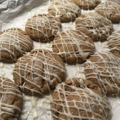 Soft Gingerbread Cookies With Cream Cheese Drizzle