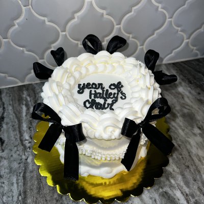 6 Inch Round Cake