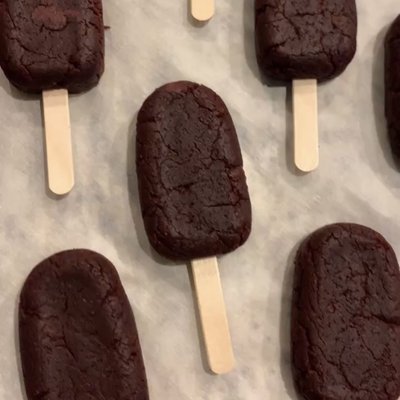 Red Velvet Cakesicle ♥️