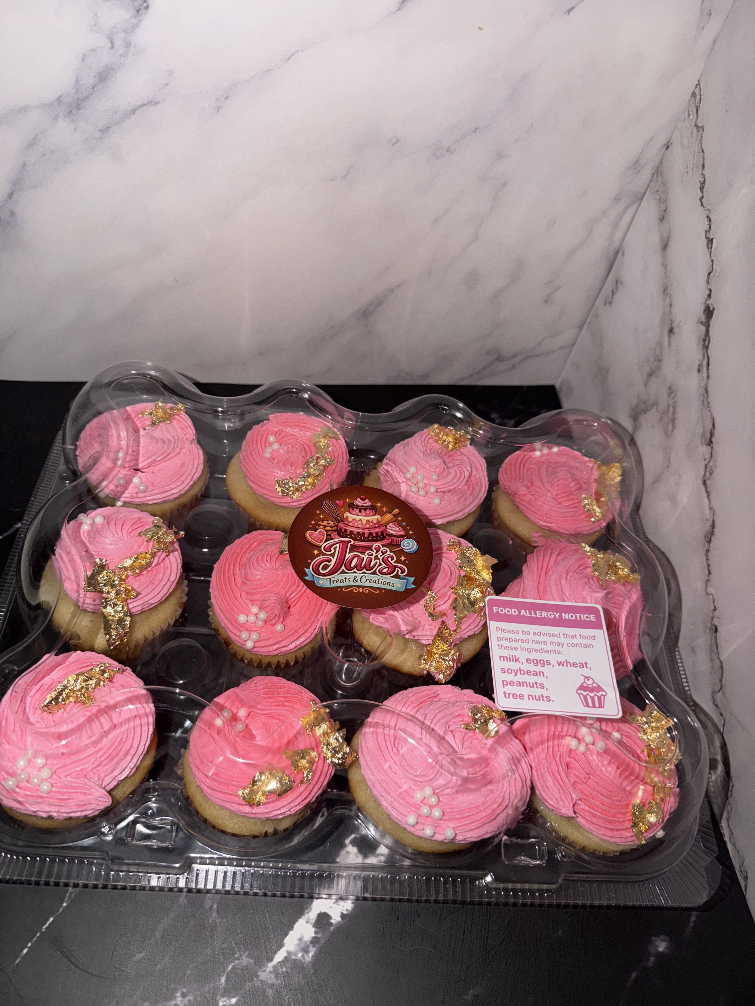 Vanilla Cupcakes Dozen 
