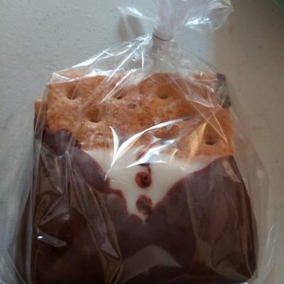 Tuxedo S’mores 