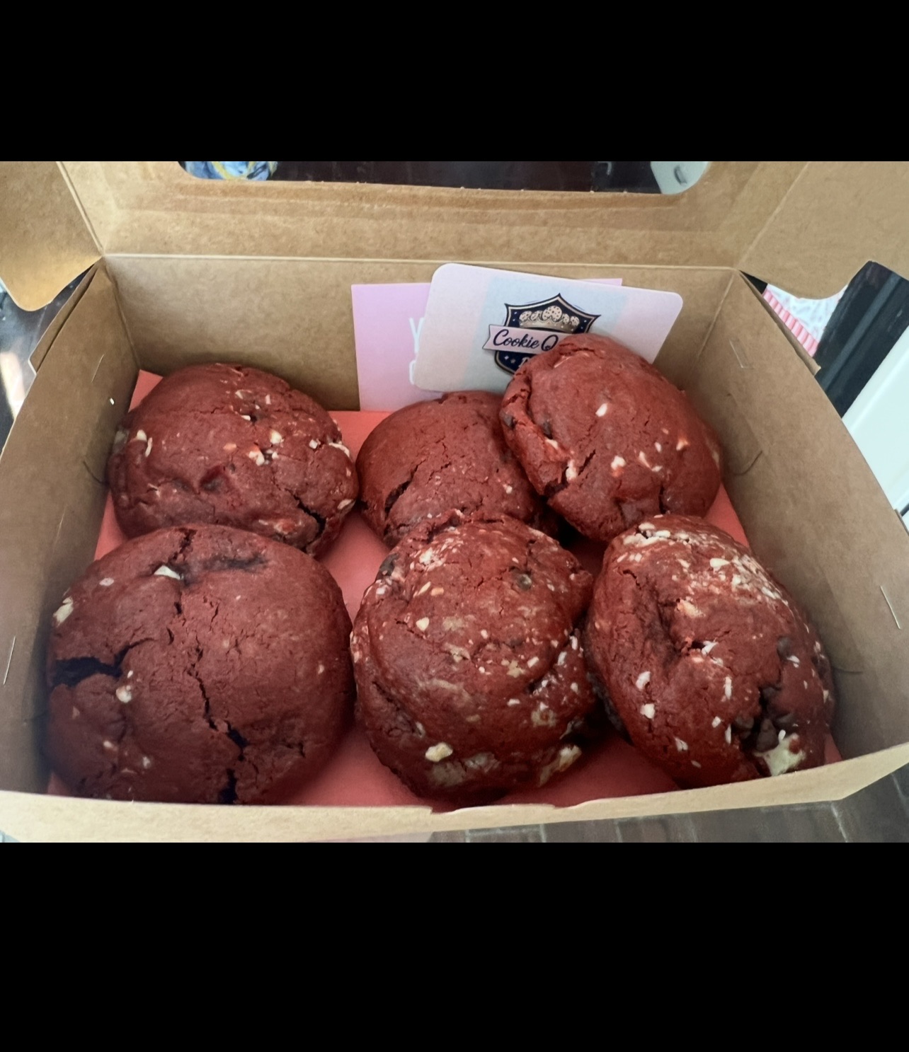 1/2 dozen cookies 