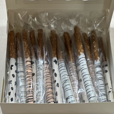 Chocolate Covered Pretzels 