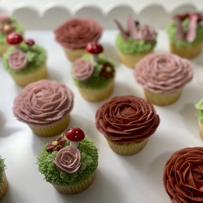 Cupcakes (boxed, Detailed)